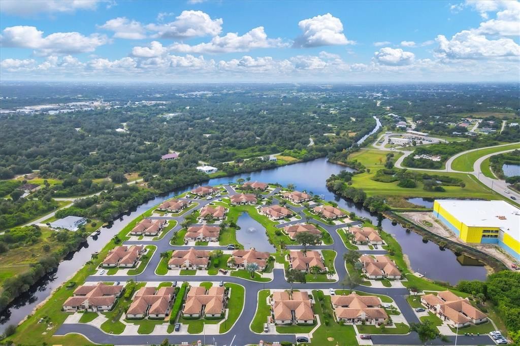 Active With Contract: $129,900 (2 beds, 2 baths, 930 Square Feet)