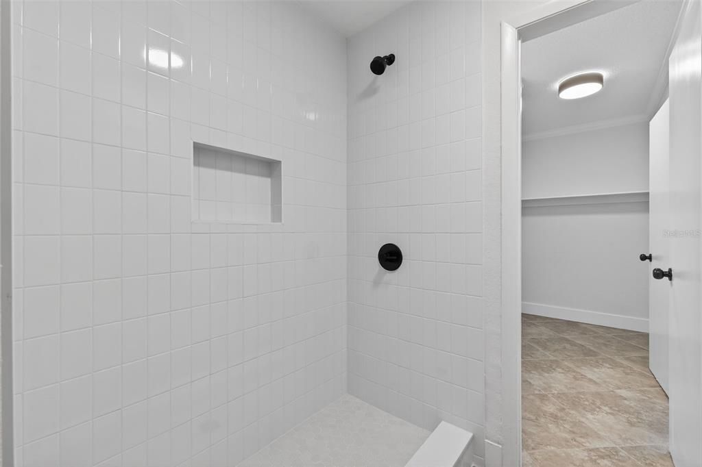 Active With Contract: $240,000 (2 beds, 2 baths, 1240 Square Feet)