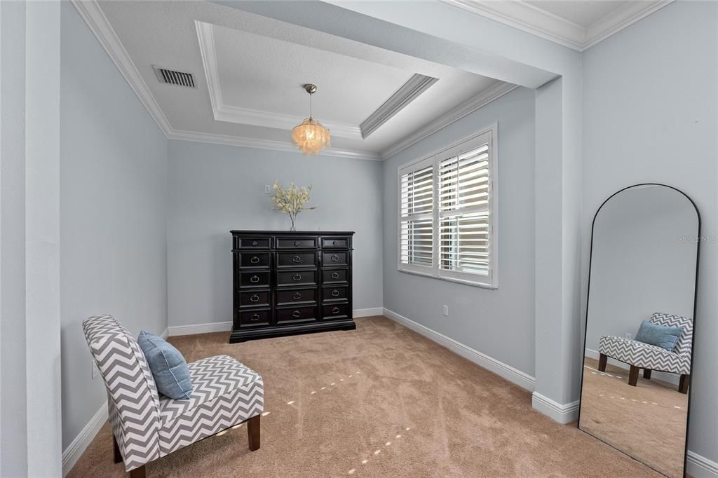 For Sale: $1,085,000 (6 beds, 4 baths, 4109 Square Feet)