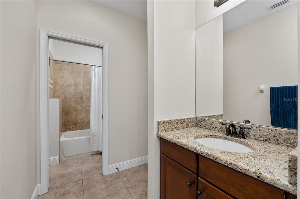 For Sale: $1,085,000 (6 beds, 4 baths, 4109 Square Feet)