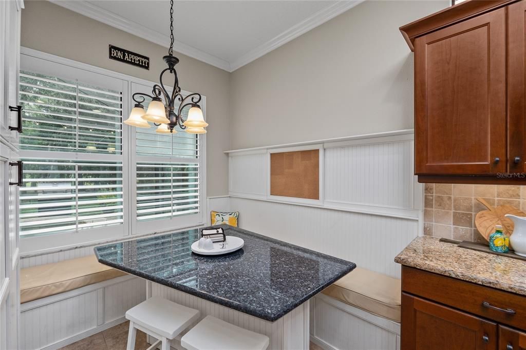 For Sale: $1,085,000 (6 beds, 4 baths, 4109 Square Feet)