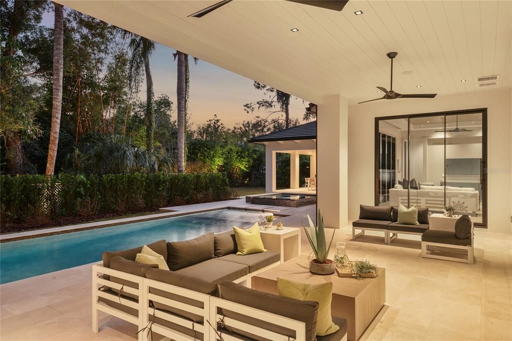 На продажу: $7,200,000 (5 спален, 6 ванн, 5939 Квадратных фут)