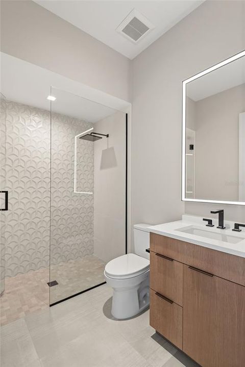 На продажу: $7,200,000 (5 спален, 6 ванн, 5939 Квадратных фут)