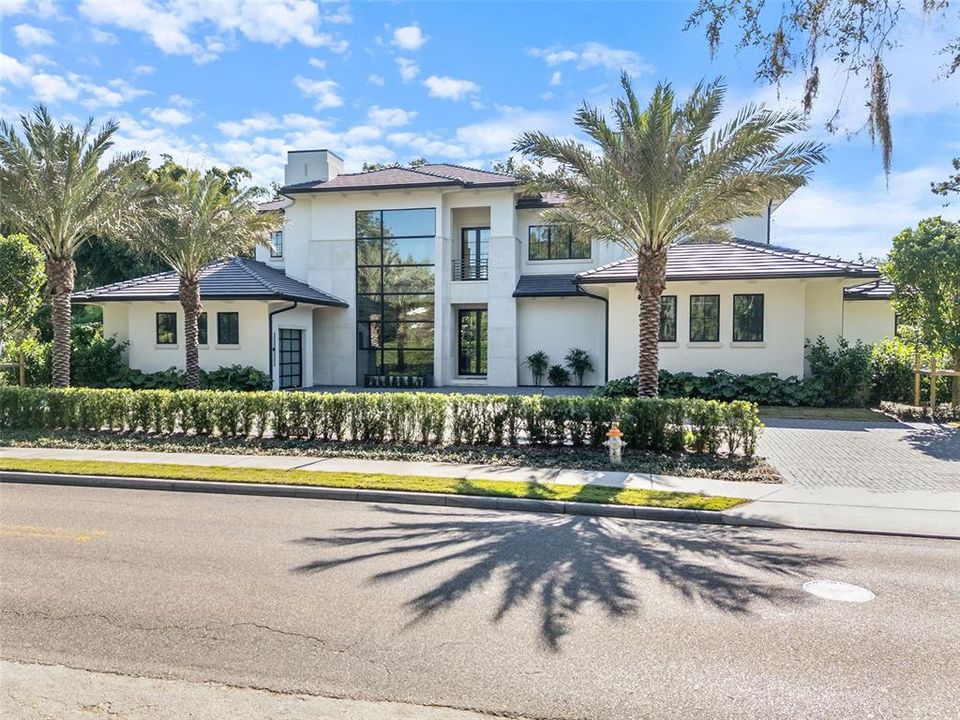 На продажу: $7,200,000 (5 спален, 6 ванн, 5939 Квадратных фут)