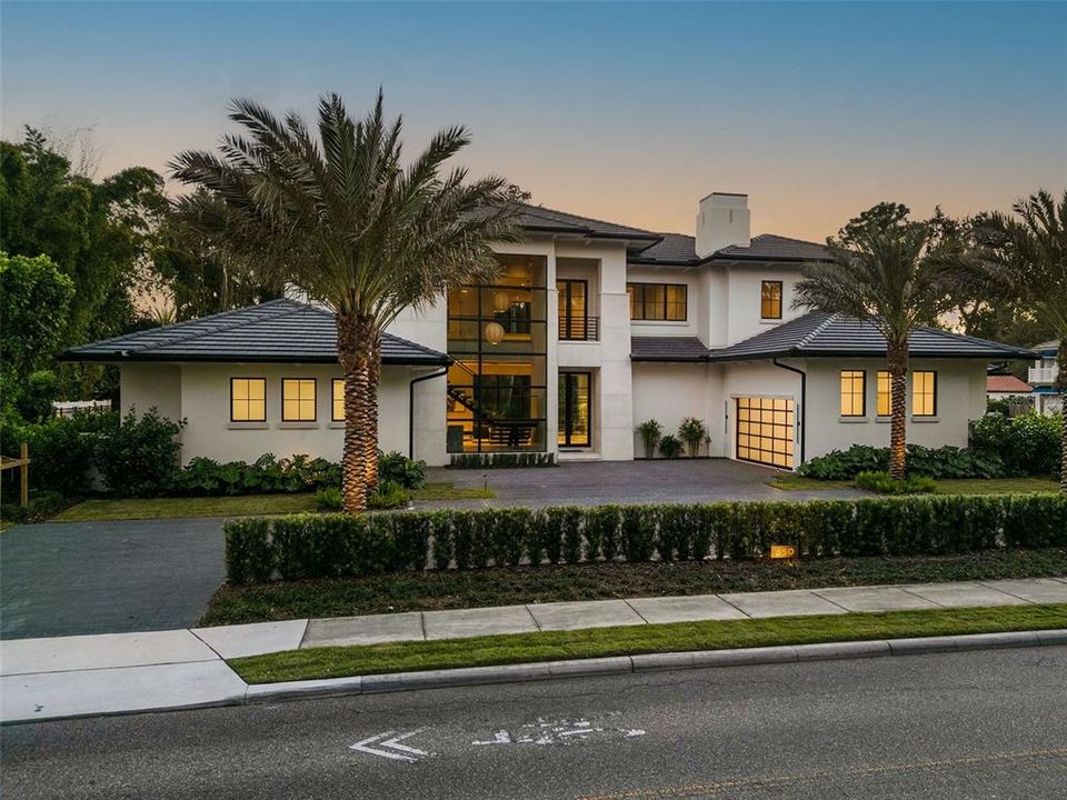 На продажу: $7,200,000 (5 спален, 6 ванн, 5939 Квадратных фут)