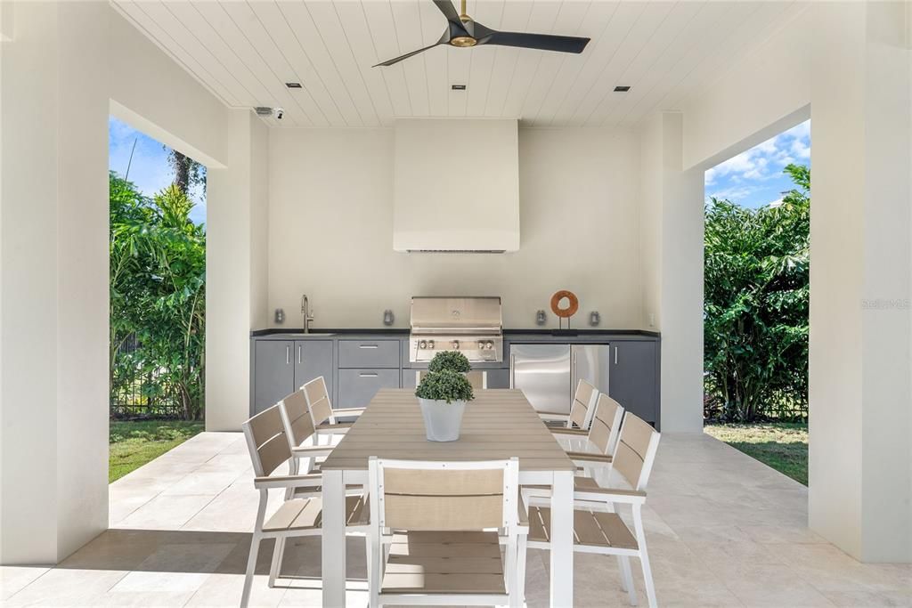 На продажу: $7,200,000 (5 спален, 6 ванн, 5939 Квадратных фут)