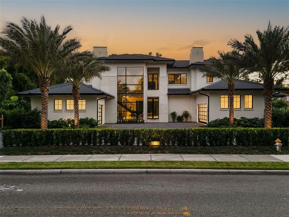 На продажу: $7,200,000 (5 спален, 6 ванн, 5939 Квадратных фут)