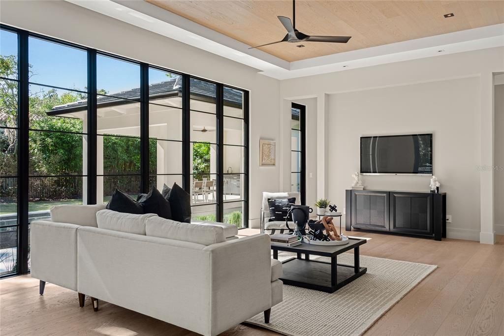 На продажу: $7,200,000 (5 спален, 6 ванн, 5939 Квадратных фут)