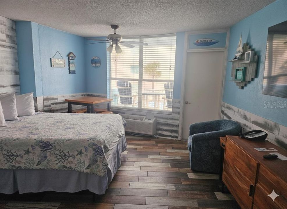 待售: $109,900 (0 贝兹, 1 浴室, 343 平方英尺)