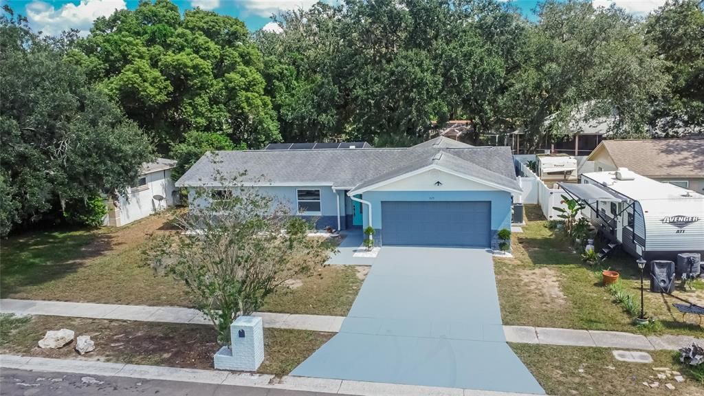 Active With Contract: $440,000 (4 beds, 2 baths, 1573 Square Feet)
