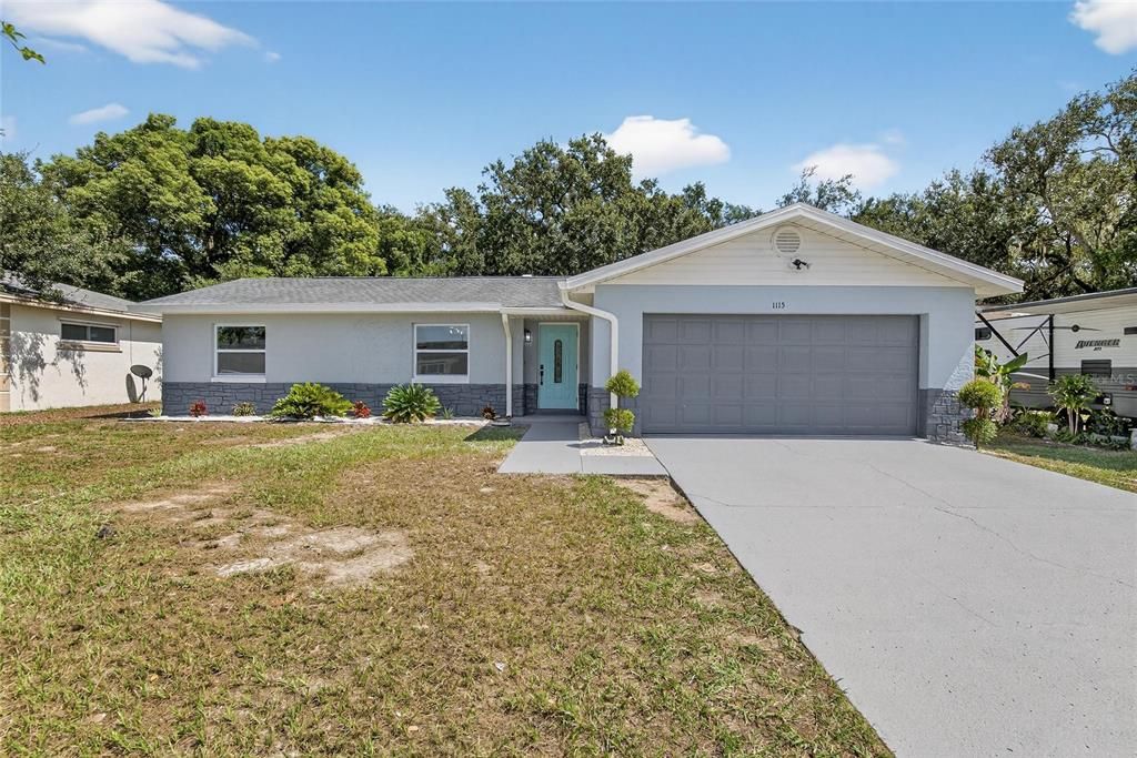 Active With Contract: $440,000 (4 beds, 2 baths, 1573 Square Feet)