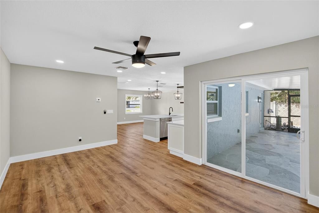 Active With Contract: $440,000 (4 beds, 2 baths, 1573 Square Feet)