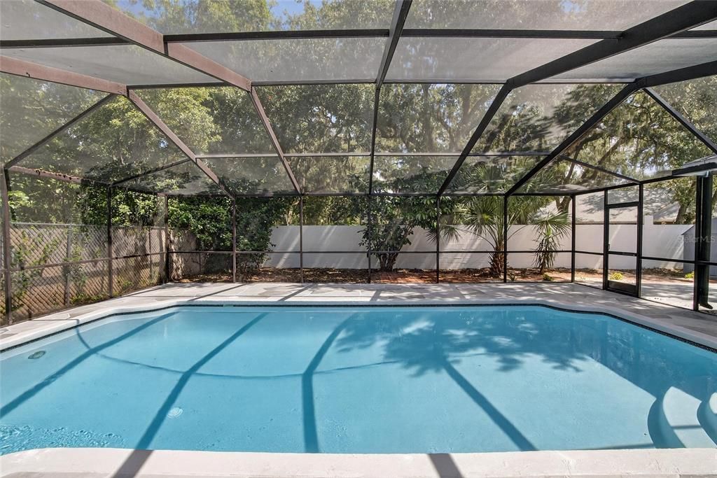 Active With Contract: $440,000 (4 beds, 2 baths, 1573 Square Feet)