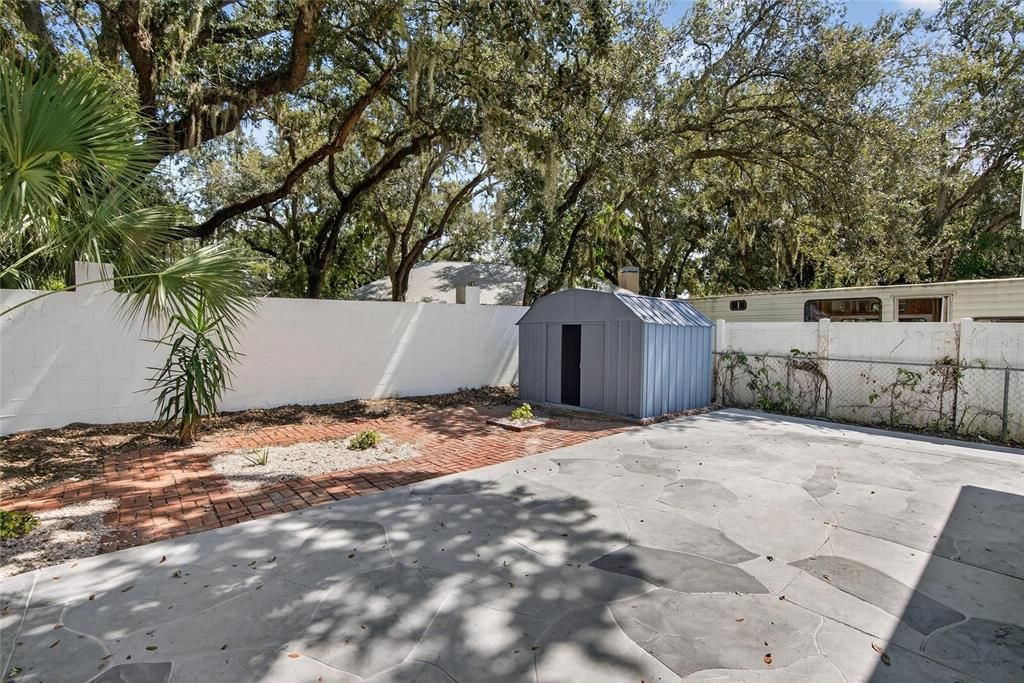 Active With Contract: $440,000 (4 beds, 2 baths, 1573 Square Feet)