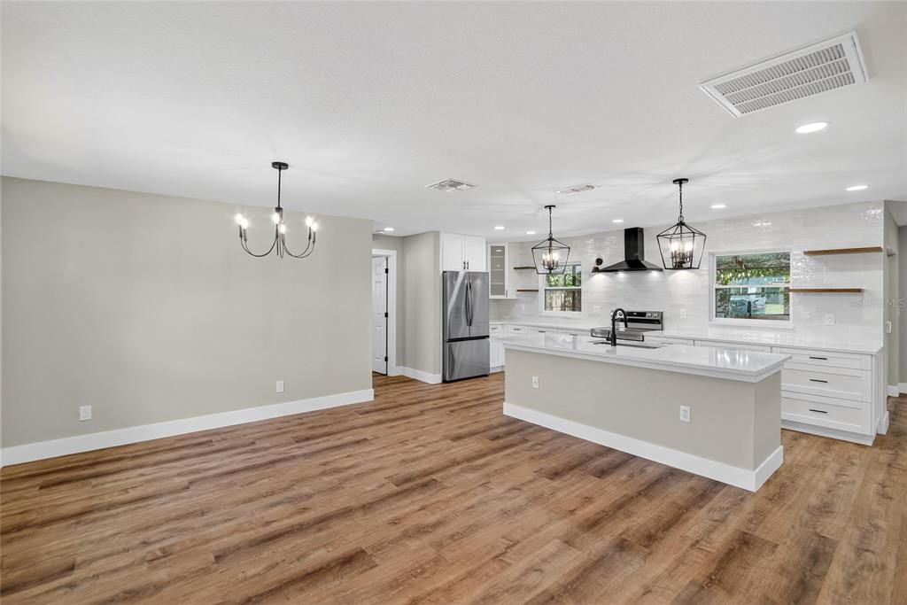 Active With Contract: $440,000 (4 beds, 2 baths, 1573 Square Feet)