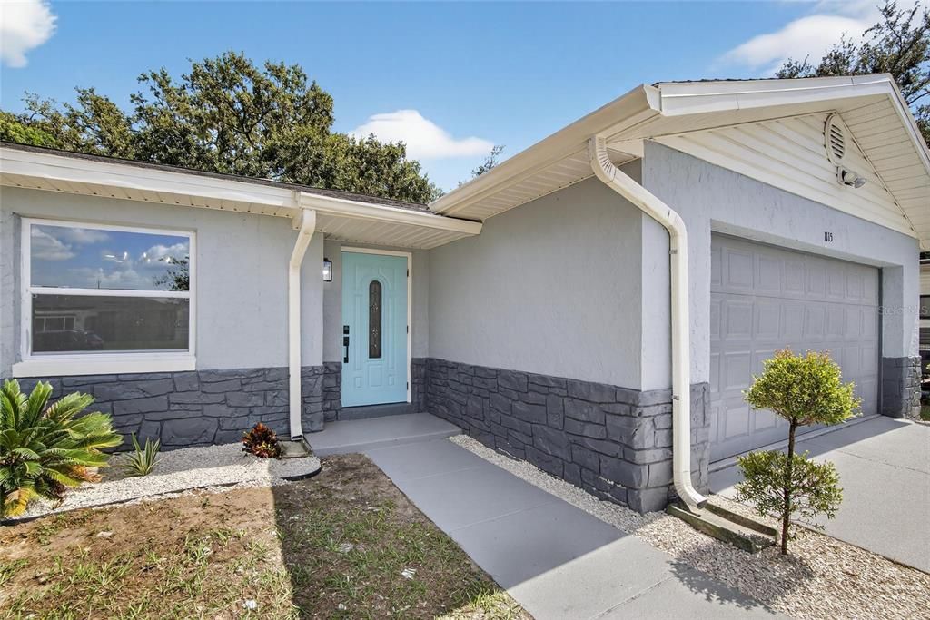 Active With Contract: $440,000 (4 beds, 2 baths, 1573 Square Feet)