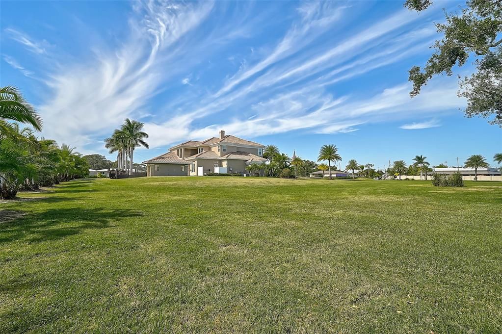 待售: $5,875,000 (5 贝兹, 6 浴室, 6350 平方英尺)