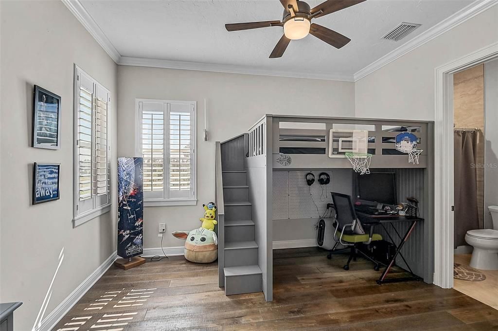 待售: $5,875,000 (5 贝兹, 6 浴室, 6350 平方英尺)