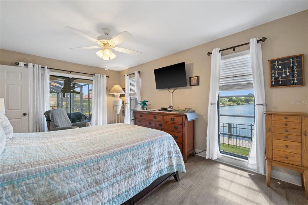 For Sale: $559,000 (3 beds, 2 baths, 2694 Square Feet)