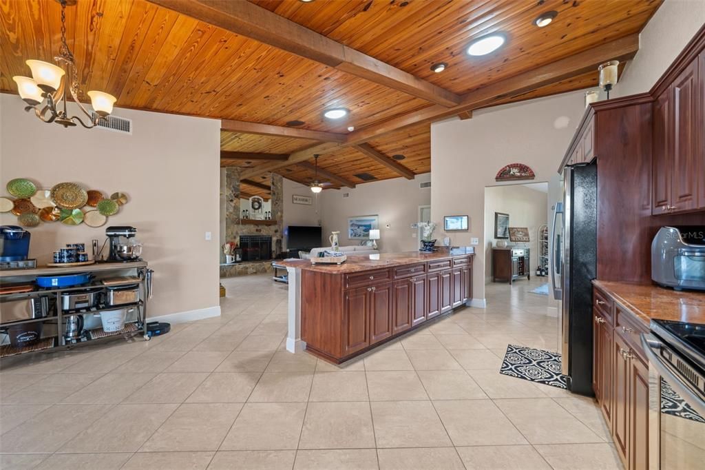 For Sale: $559,000 (3 beds, 2 baths, 2694 Square Feet)