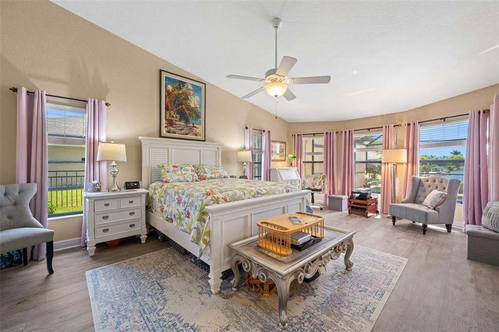 For Sale: $559,000 (3 beds, 2 baths, 2694 Square Feet)