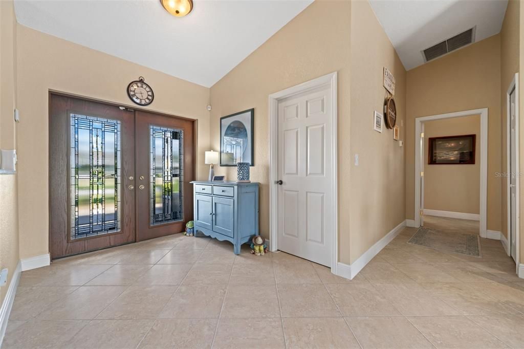 For Sale: $559,000 (3 beds, 2 baths, 2694 Square Feet)