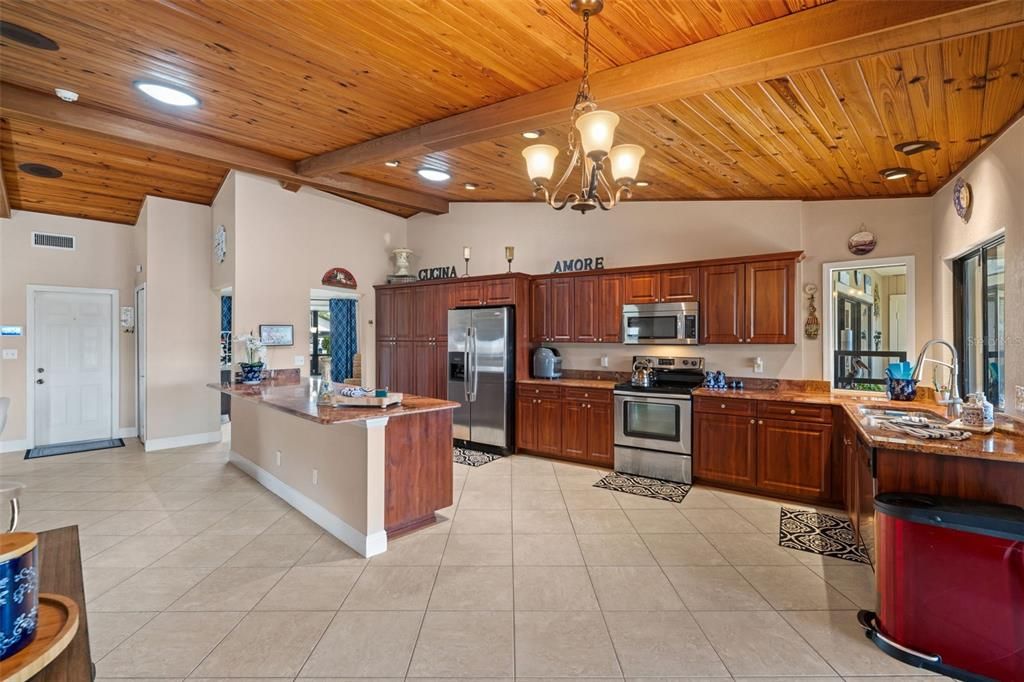 For Sale: $559,000 (3 beds, 2 baths, 2694 Square Feet)