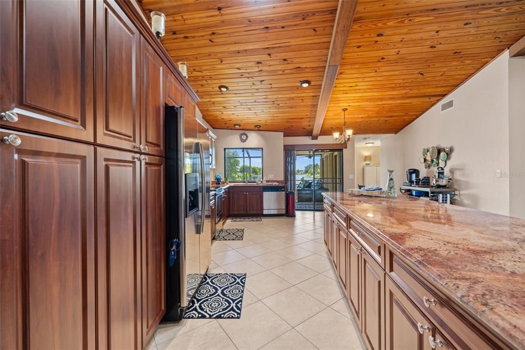 For Sale: $559,000 (3 beds, 2 baths, 2694 Square Feet)