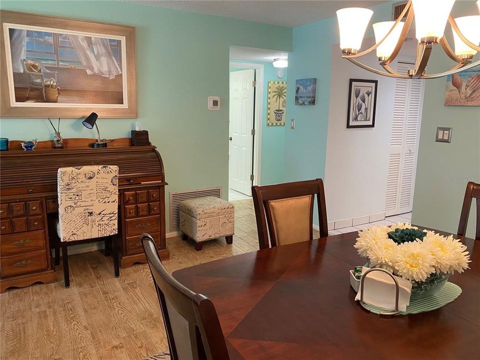 For Rent: $3,500 (2 beds, 2 baths, 1221 Square Feet)