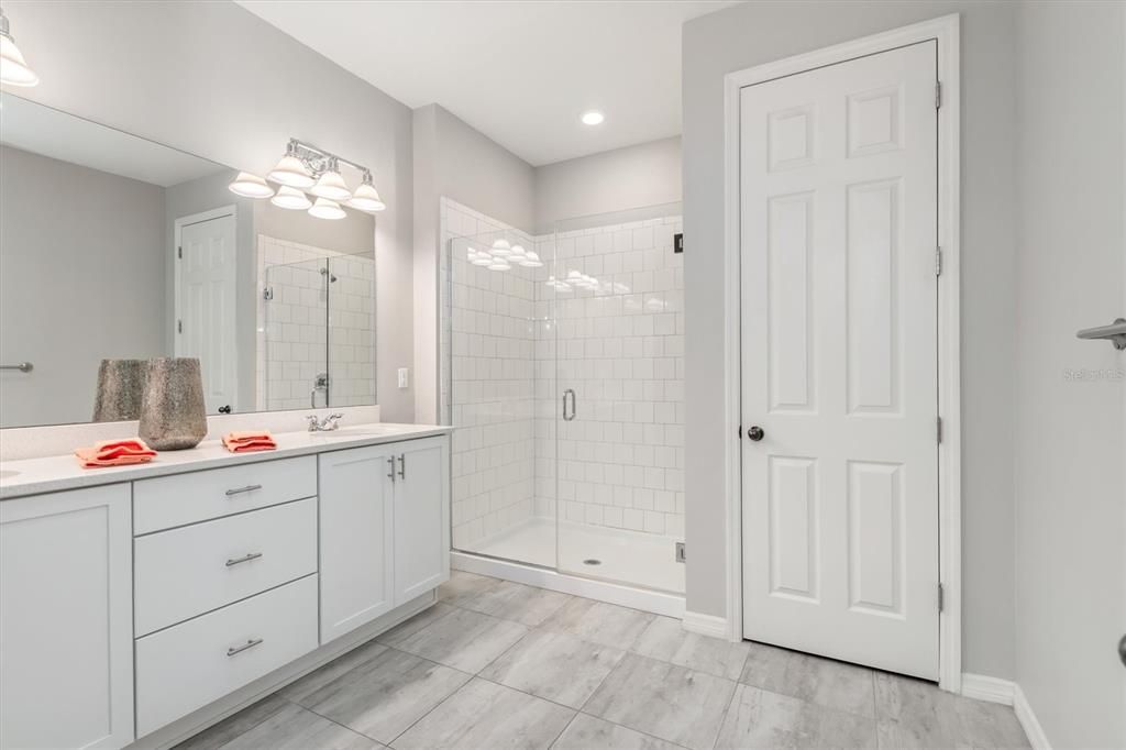 Active With Contract: $619,500 (3 beds, 2 baths, 2548 Square Feet)