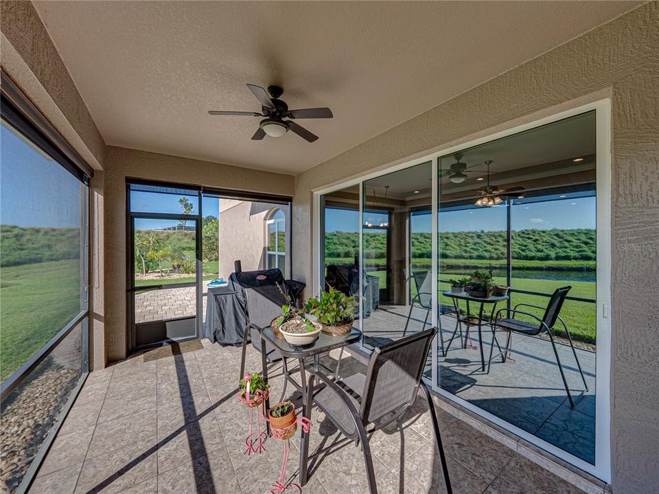 En Venta: $599,900 (2 camas, 2 baños, 1792 Pies cuadrados)