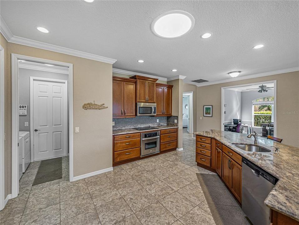 En Venta: $599,900 (2 camas, 2 baños, 1792 Pies cuadrados)