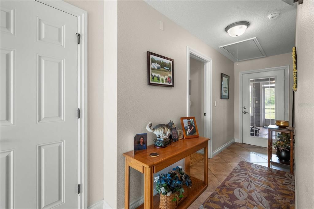 For Sale: $995,000 (3 beds, 3 baths, 2122 Square Feet)