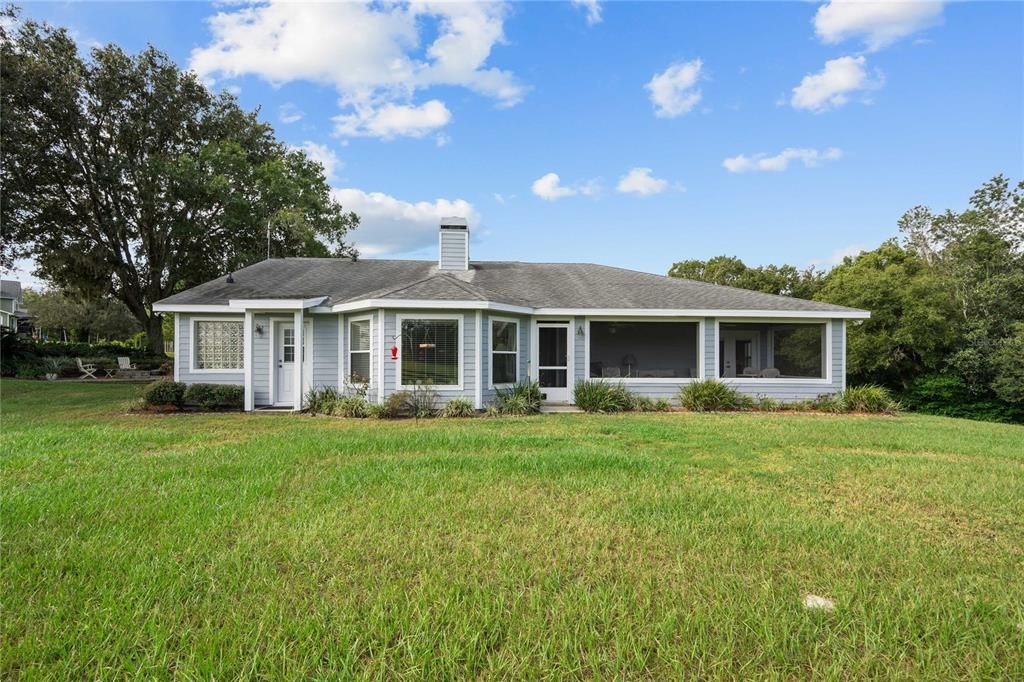 For Sale: $995,000 (3 beds, 3 baths, 2122 Square Feet)