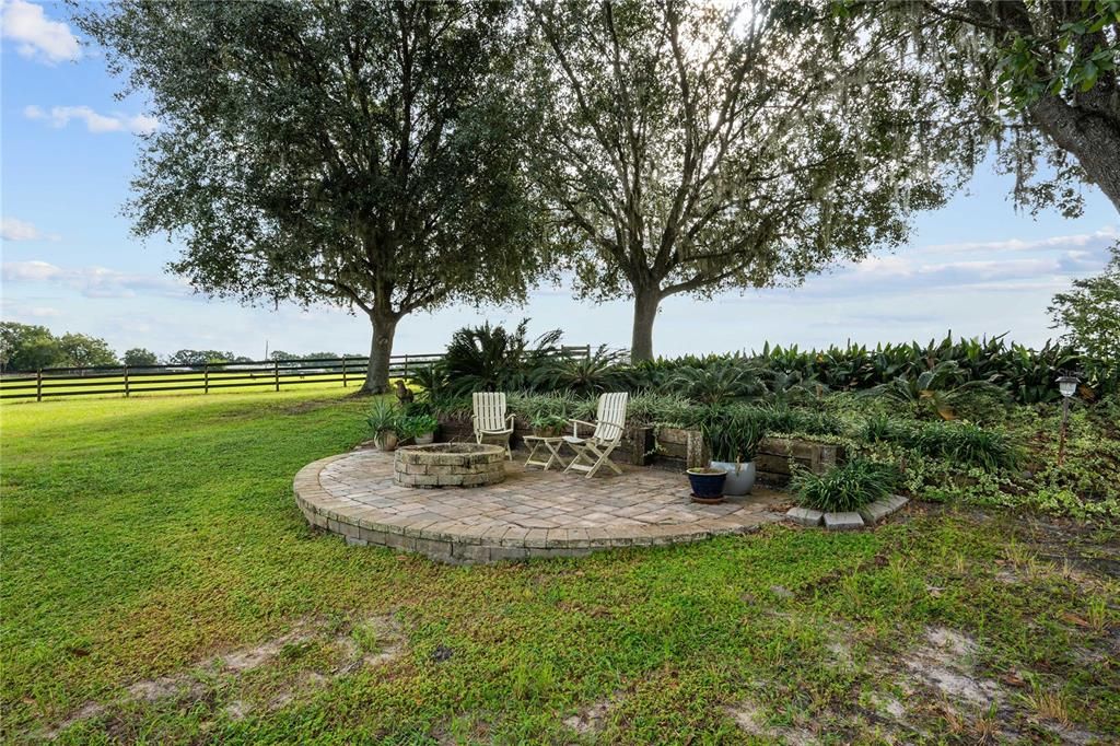 For Sale: $995,000 (3 beds, 3 baths, 2122 Square Feet)