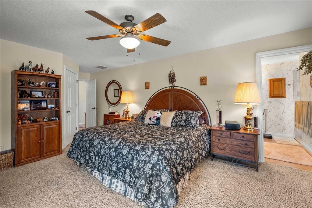 For Sale: $995,000 (3 beds, 3 baths, 2122 Square Feet)