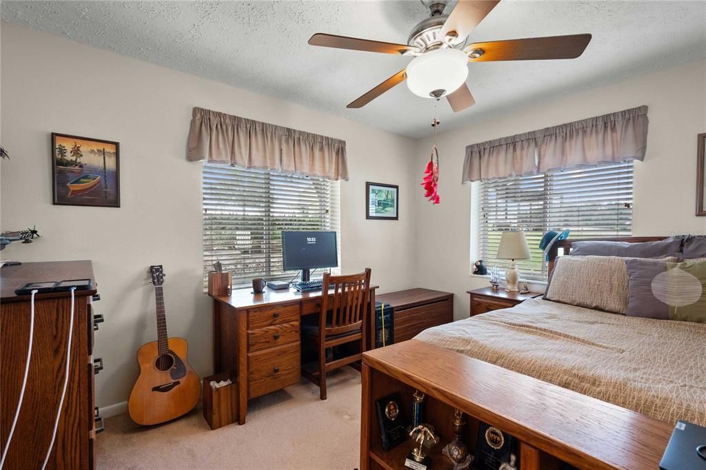 For Sale: $995,000 (3 beds, 3 baths, 2122 Square Feet)