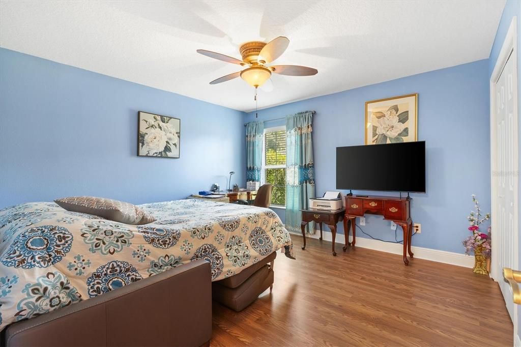 En Venta: $449,900 (3 camas, 2 baños, 2120 Pies cuadrados)