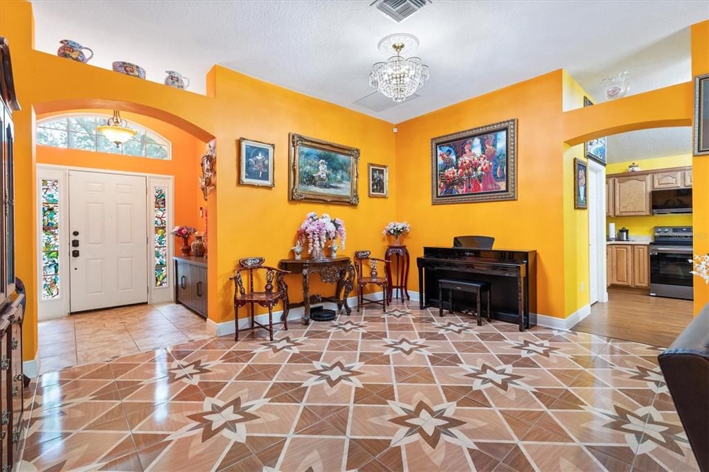 En Venta: $449,900 (3 camas, 2 baños, 2120 Pies cuadrados)