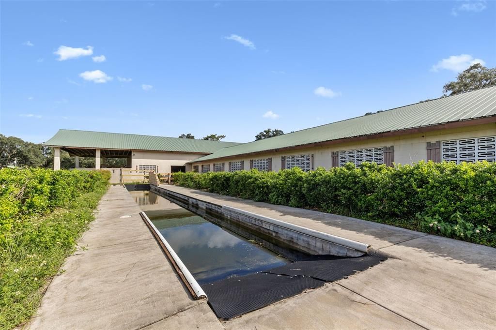 For Sale: $2,500,000 (3 beds, 2 baths, 2738 Square Feet)