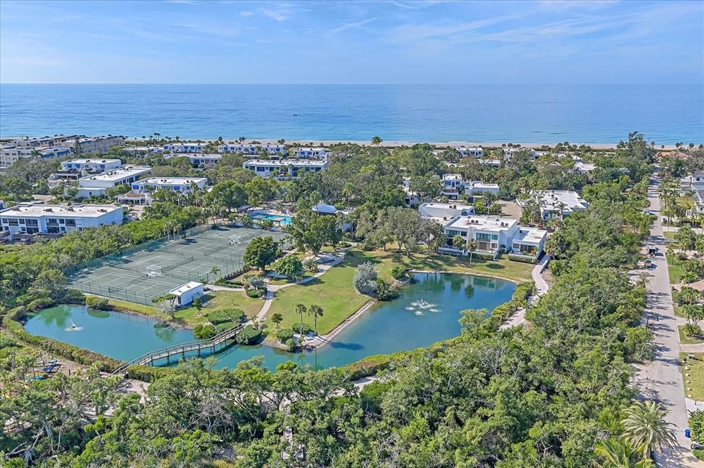 For Rent: $6,050 (2 beds, 2 baths, 1260 Square Feet)