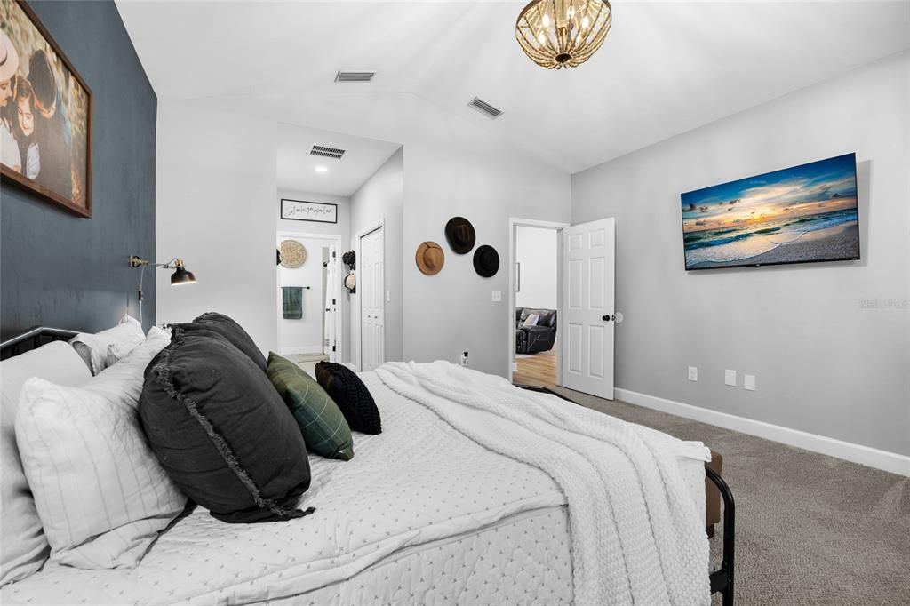 En Venta: $335,000 (3 camas, 2 baños, 1837 Pies cuadrados)