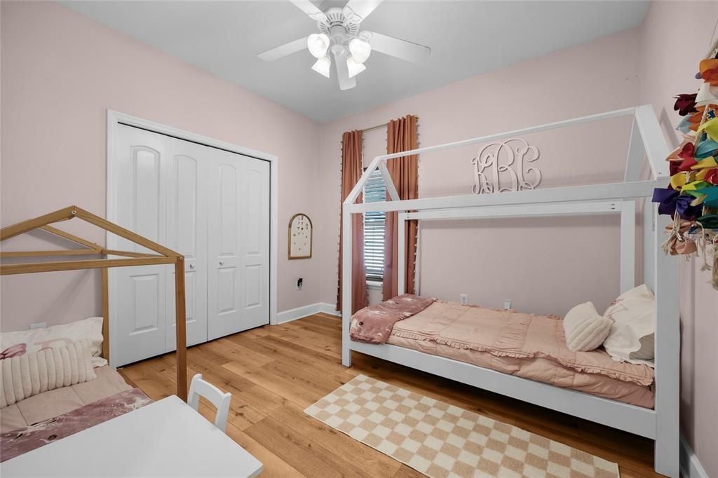 En Venta: $335,000 (3 camas, 2 baños, 1837 Pies cuadrados)