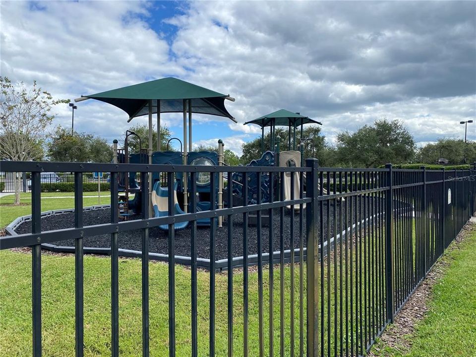 En Renta: $2,150 (3 camas, 2 baños, 1609 Pies cuadrados)