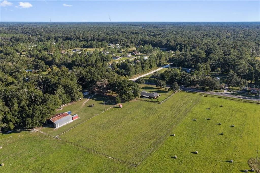 На продажу: $479,900 (4 спален, 2 ванн, 2234 Квадратных фут)