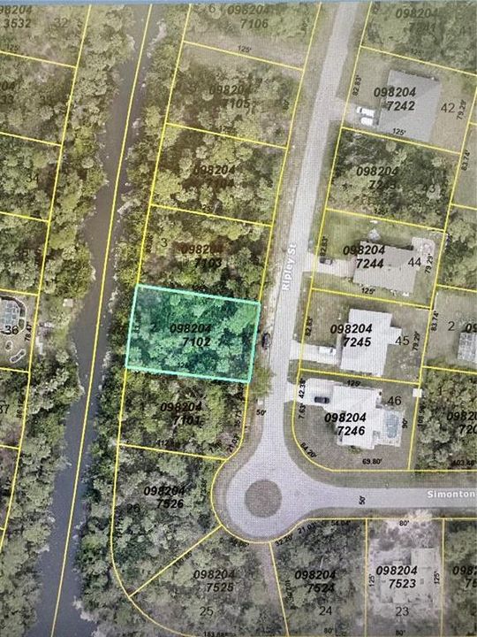 待售: $43,000 (0.23 acres)