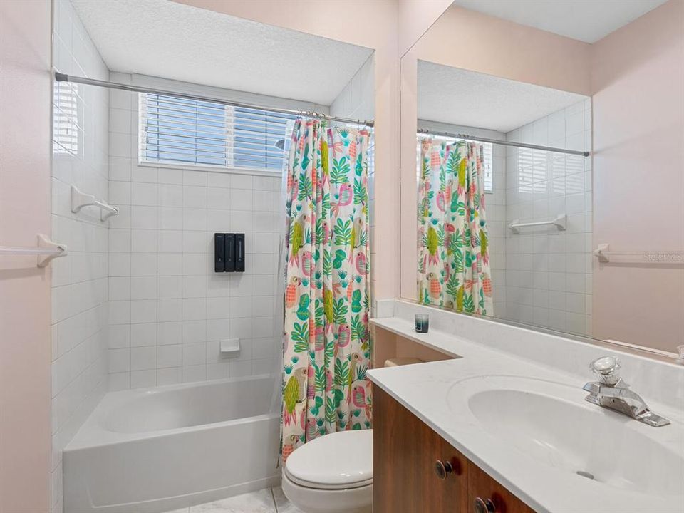 Active With Contract: $899,000 (4 beds, 3 baths, 3000 Square Feet)