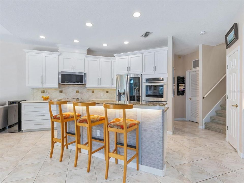 Active With Contract: $899,000 (4 beds, 3 baths, 3000 Square Feet)