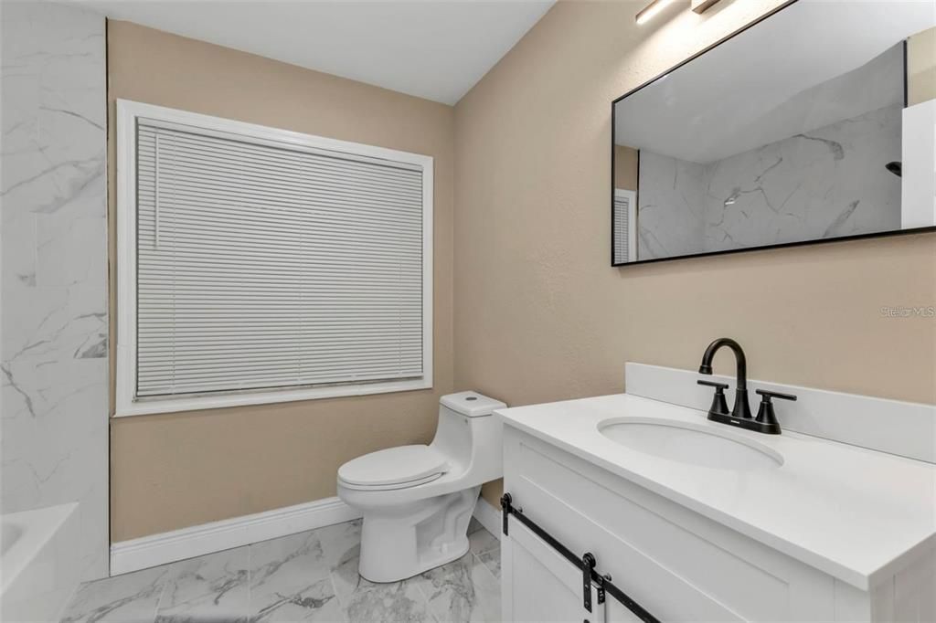 For Rent: $3,000 (5 beds, 3 baths, 1933 Square Feet)