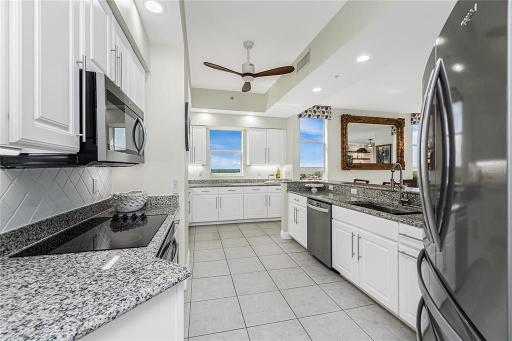 For Rent: $7,000 (3 beds, 3 baths, 2495 Square Feet)